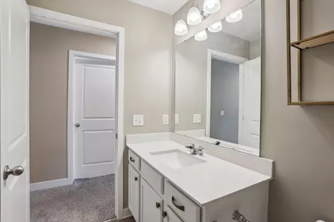 Bath - 7295 Parson Ct NE, Otsego, MN 55330 photo 3 of 3