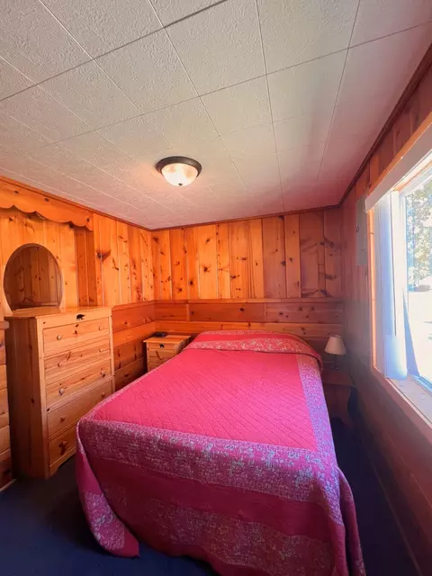 Bedroom - 35686 Rush Lake Loop #4, Ottertail, MN 56571 photo 1 of 2