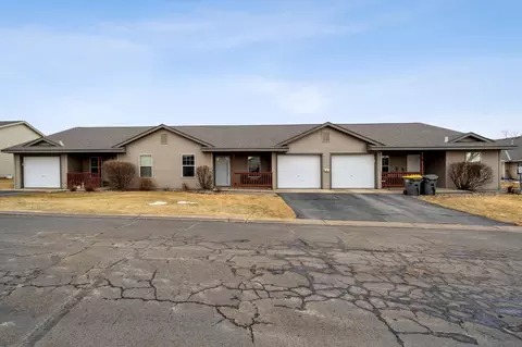 300 Cedar St #22, Baldwin, WI 54002