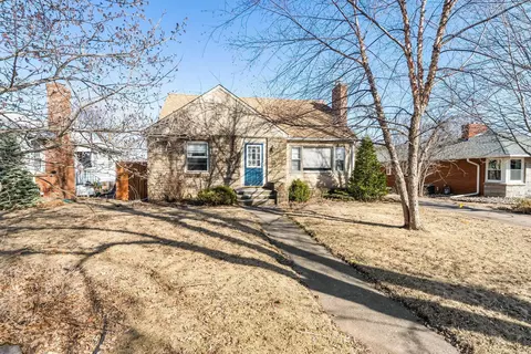 1226 Ottawa Ave, West Saint Paul, MN 55118