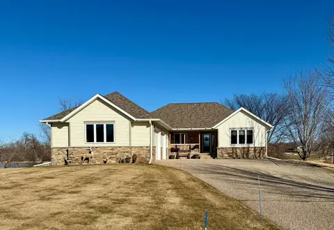 1211 Moorstone Dr NE, Alexandria, MN 56308