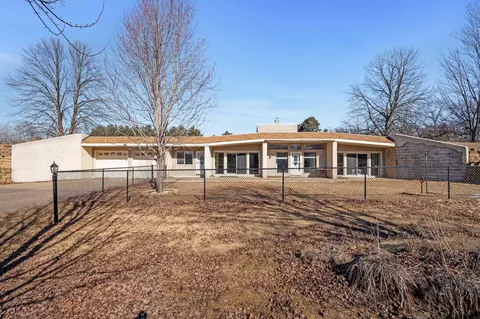 31518 Central Dr NE, Cambridge, MN 55008