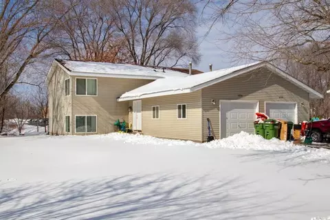 10330 Lever St NE, Circle Pines, MN 55014