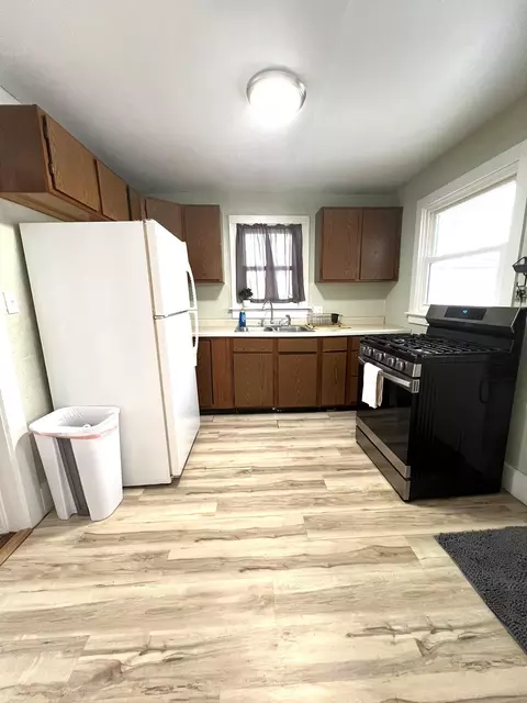 Kitchen - 325 2nd Ave NW, Plainview, MN 55964 photo 3 of 3
