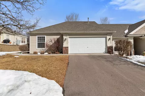 19800 Goldfinch Dr, Farmington, MN 55024