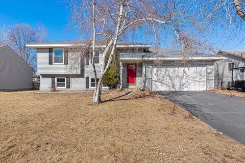 4311 157th Ct W, Rosemount, MN 55068