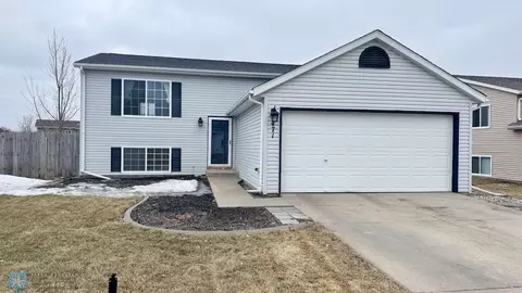 471 Maple Pointe Blvd, Mapleton, ND 58059 photo 5
