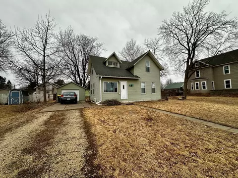 215 1st Ave SW, Harmony, MN 55939