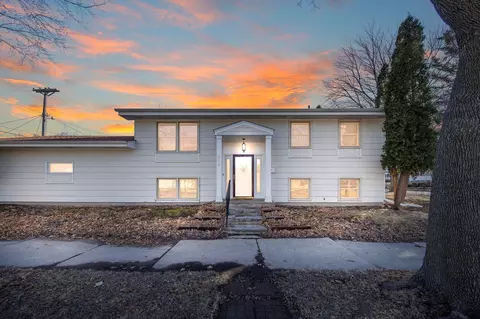 3654 Sheridan Ave N, Minneapolis, MN 55412