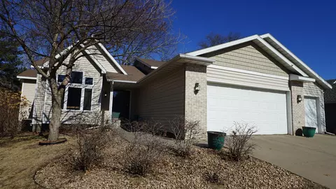 1707 7th St SE, Saint Cloud, MN 56304