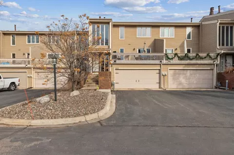 7613 Harold Ave, Golden Valley, MN 55427