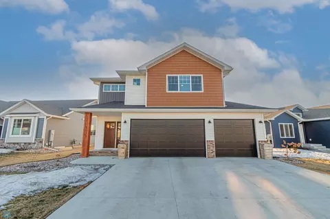 5837 Deb Dr W, West Fargo, ND 58078