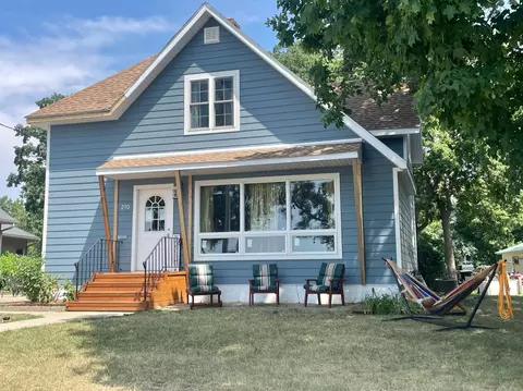 210 N Lakeshore Dr, Glenwood, MN 56334