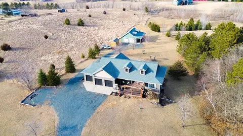 622 222nd Ave, Somerset, WI 54025