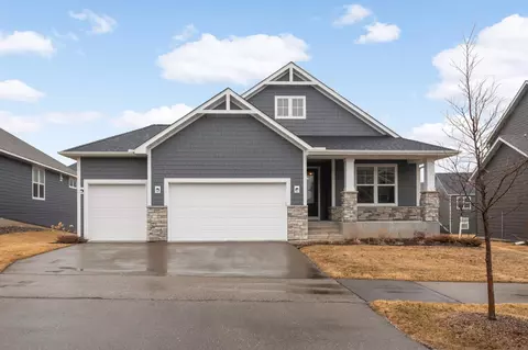 10706 39th St N, Lake Elmo, MN 55042