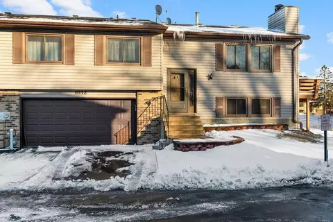 1032 122nd Ave NE, Blaine, MN 55434