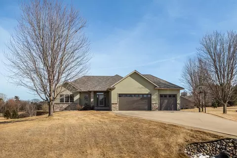 1280 Valley View Dr SW, Oronoco, MN 55960