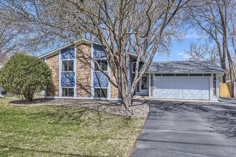 5138 Credit River Rd SE, Prior Lake, MN 55372