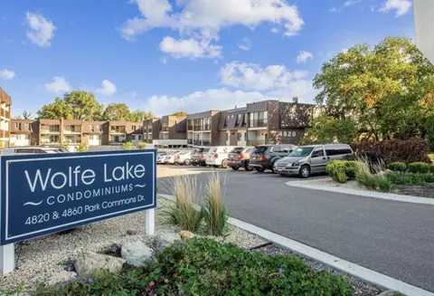 4820 Park Commons Dr #218, Saint Louis Park, MN 55416