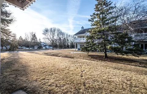 Exterior - 3589 Blue Jay Way #101, Eagan, MN 55123 photo 3 of 3