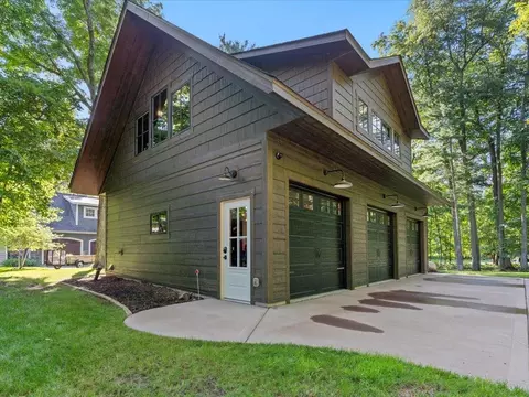 Exterior - 6006 Ojibwa Rd, Brainerd, MN 56401 photo 4 of 17