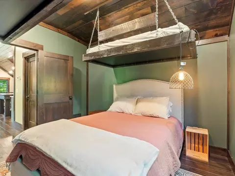 Bedroom - 6006 Ojibwa Rd, Brainerd, MN 56401 photo 2 of 3