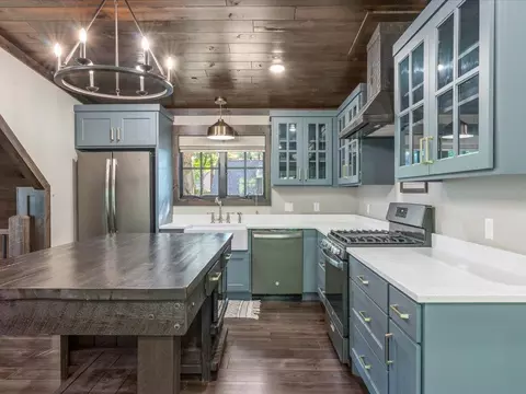Kitchen - 6006 Ojibwa Rd, Brainerd, MN 56401 photo 1 of 7