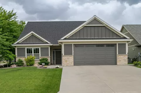 3873 Mayo Lake Rd SW, Rochester, MN 55902