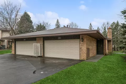 1080 Weston Ln N, Plymouth, MN 55447