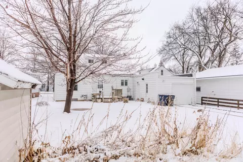 203 E 1st St, Morris, MN 56267 photo 9