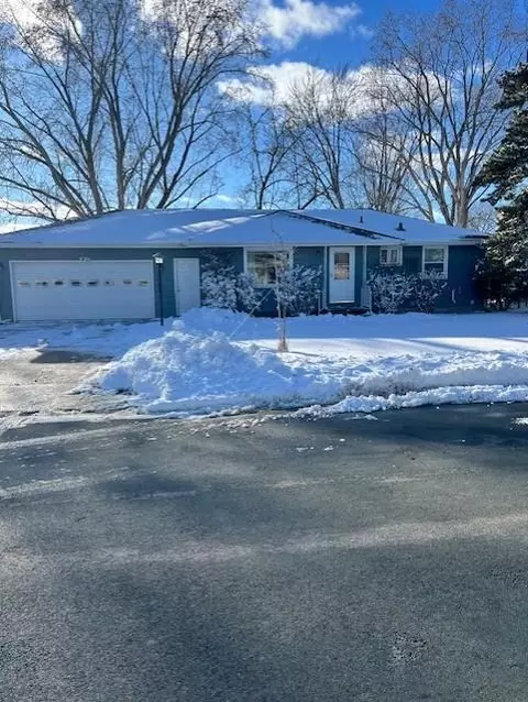 5841 Decatur Ave N, New Hope, MN 55428