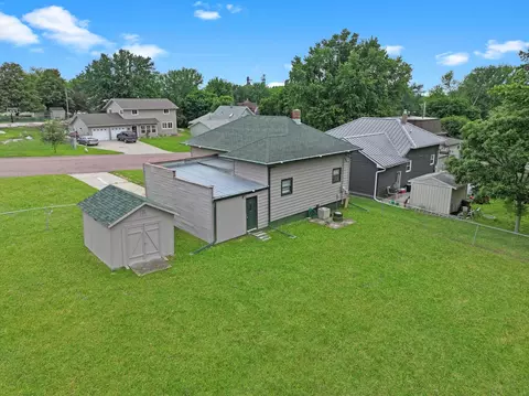 Exterior - 312 4th St E, Jasper, MN 56144 photo 2 of 3