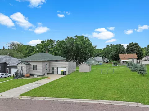 Exterior - 312 4th St E, Jasper, MN 56144 photo 1 of 3