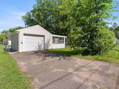 Exterior - 919 6th Ave NE, Brainerd, MN 56401 photo 6 of 8