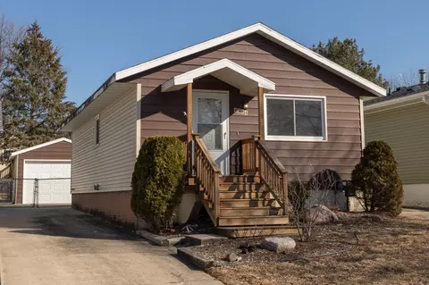 4524 16th Ave NW, Rochester, MN 55901