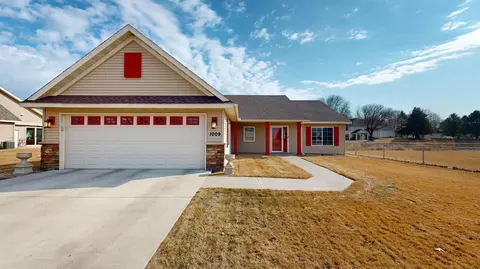1009 19th St SE, Willmar, MN 56201