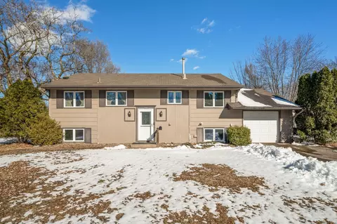 7840 Sugarloaf Trl, Brooklyn Park, MN 55444