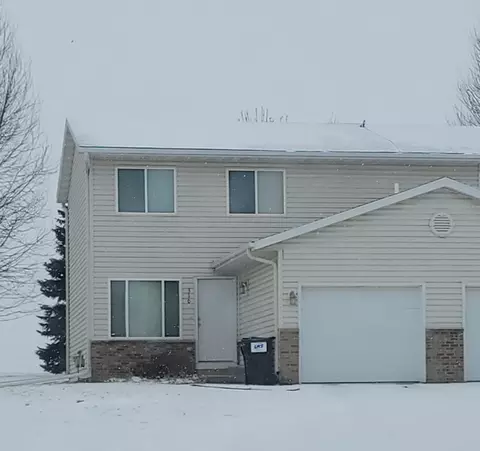310 10th Ave NW, Byron, MN 55920