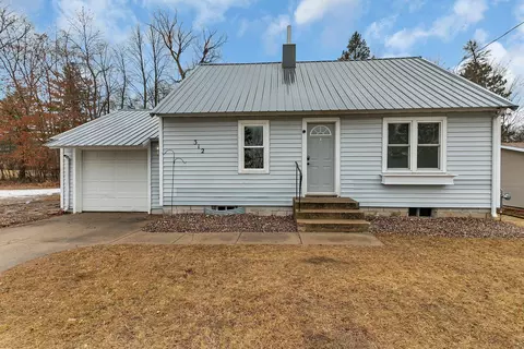 312 Borgstrom St, Upsala, MN 56384