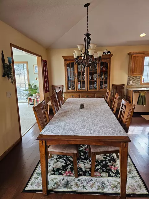 2525 7th Ave SE, Willmar, MN 56201 photo 9