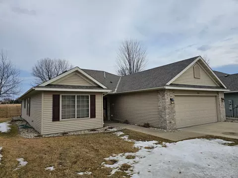2525 7th Ave SE, Willmar, MN 56201 photo 2