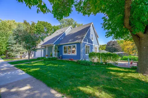 201 Greeley St N, Stillwater, MN 55082