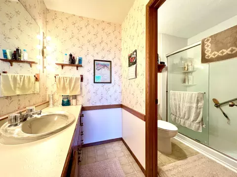 Bath - 7145 700th Ave, Wheaton, MN 56296 photo 4 of 5