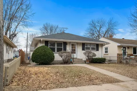 1012 Hubbard Ave, Saint Paul, MN 55104