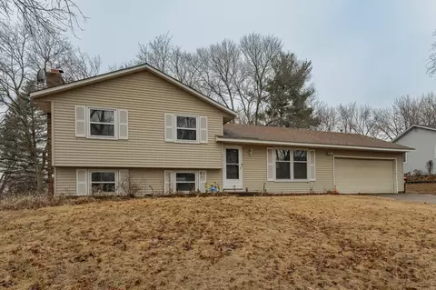 7776 Ingle Ct S, Cottage Grove, MN 55016