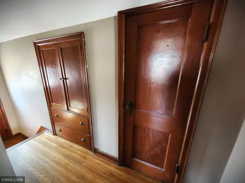 Entry Way - 608 8th St S, Saint Cloud, MN 56301 photo 3 of 4