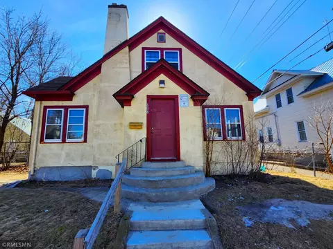 608 8th St S, Saint Cloud, MN 56301