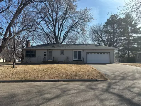 4640 Zane Ave N, Crystal, MN 55422
