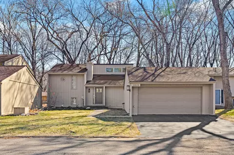 1820 Comstock Ln N, Plymouth, MN 55447