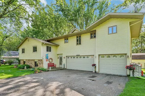 6530 Undestad St, Eden Prairie, MN 55346